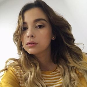 Meet your Posher, Estefanía